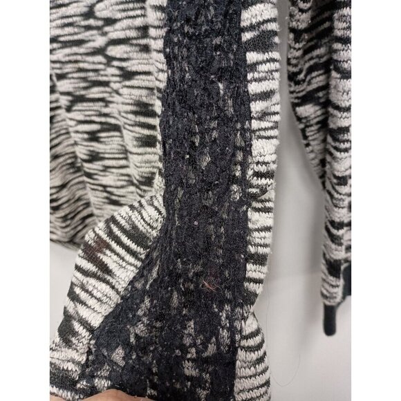 COMO Vintage Womens Tunic Sweater Size 2X Black White Lace V-Neck Pullover - Picture 4 of 8